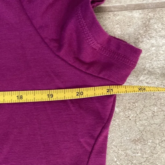 Athletic Works top short sleeves purple XXL 20 great condition 95poly/5rayon - Picture 8 of 10